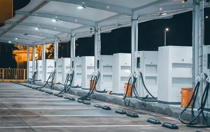 电动汽车充电站